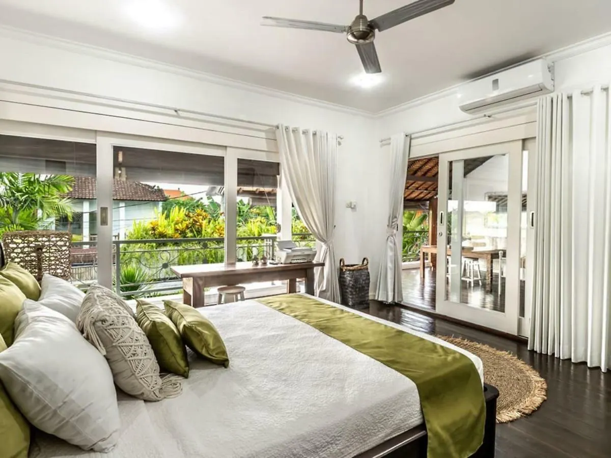 Ahimsa Moon Villa Seminyak